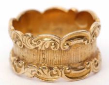 William IV 18ct gold wide band ring, designed with an engraved centre between applied scroll