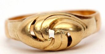 High grade yellow metal pierced knot friendship ring, plain polished design, size Q, 6.4gms