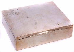 Early 20th century Continental white metal table cigarette box of hinged rectangular form, the