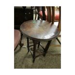 MID-20TH CENTURY OAK FRAMED CIRCULAR TOP BOBBIN TURNED SIDE TABLE