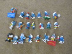 Collection of various “Smurf” figures together with one Peanuts “Snoopy” figure, all approx 6cm