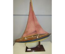 Pond Yacht, “Ailsa Yacht” by Milbro, circa 1930s/40s, length approx 42cm