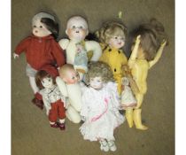 Box: various Dolls