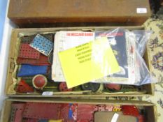 Box containing good quantity of various vintage metal Meccano