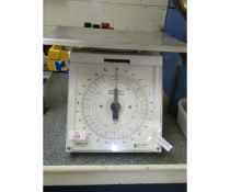 SET OF SALTER SCALES MODEL NO 182