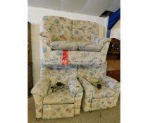 GOOD QUALITY FLORAL COVERED G-PLAN THREE-PIECE SUITE COMPRISING A TWO-SEATER SOFA AND TWO