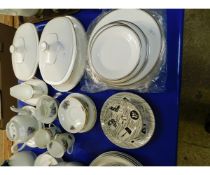 ROYAL DOULTON CONCORD PART DINNER WARES TO INCLUDE TUREENS ETC, PART TEA WARES ETC