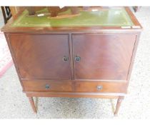REPRODUCTION MAHOGANY FRAMED AND LEATHER TOPPED SIDE CABINET WITH TWO DRAWERS WITH RINGLET HANDLE