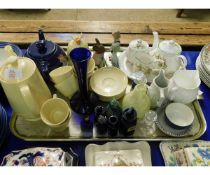 TRAY CONTAINING MIXED CREAM GLAZED COFFEE SET, SMALL BACHELOR S TEA SET ETC