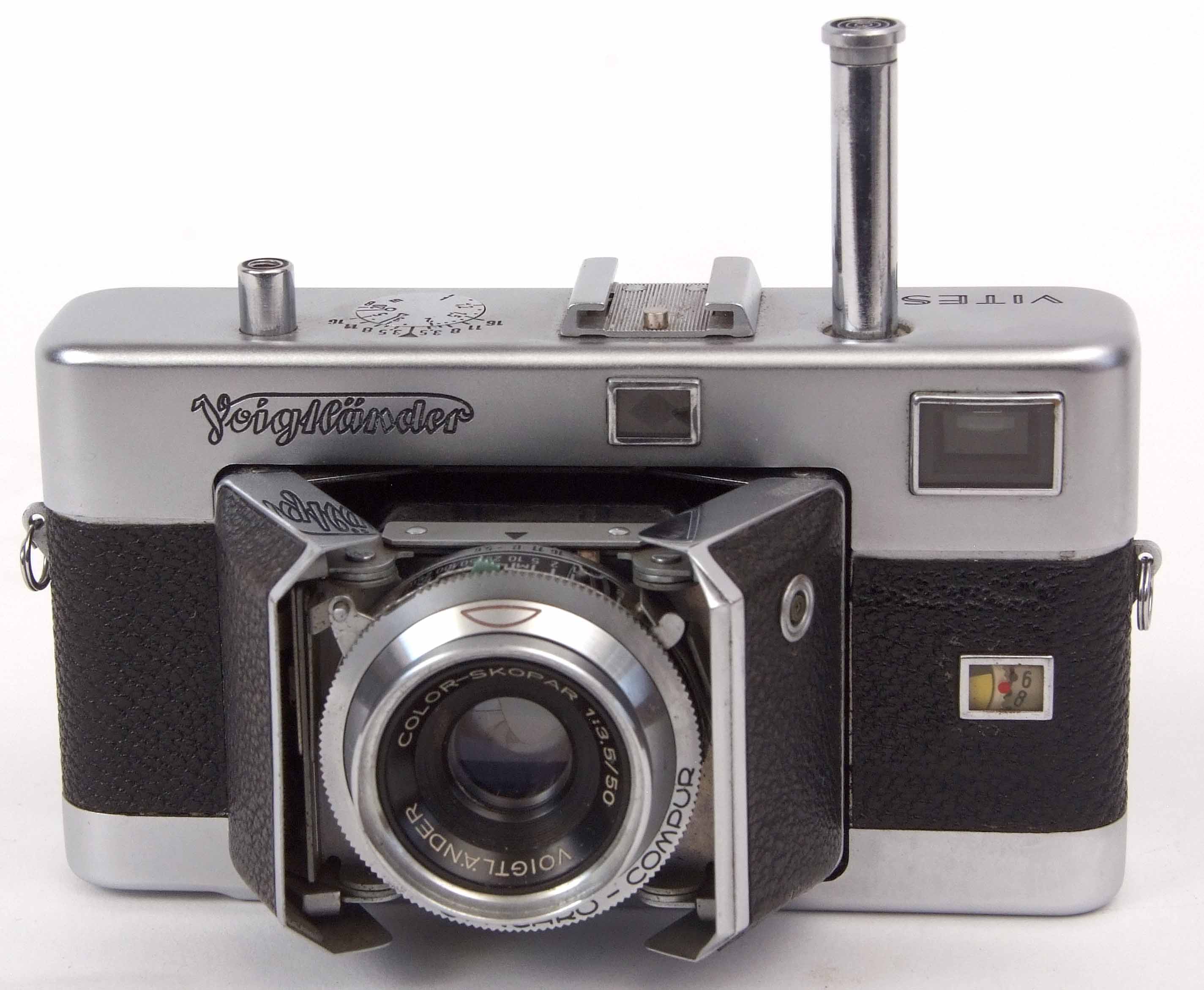 Vintage Voightlander "Vitessa" 35mm camera, 13cm x 8cm