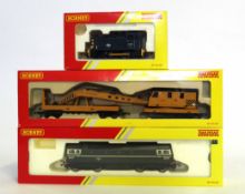 Hornby 00 gauge BR Blue class 06 train (R2676) plus a Hornby BR class 33 train (D6537) and Hornby