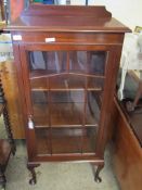 EDWARDIAN MAHOGANY FRAMED SINGLE GLAZED DOOR DISPLAY CASE RAISED ON PAD FEET