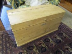 PINE DOME TOP TRUNK WITH FITTED CANDLE BOX