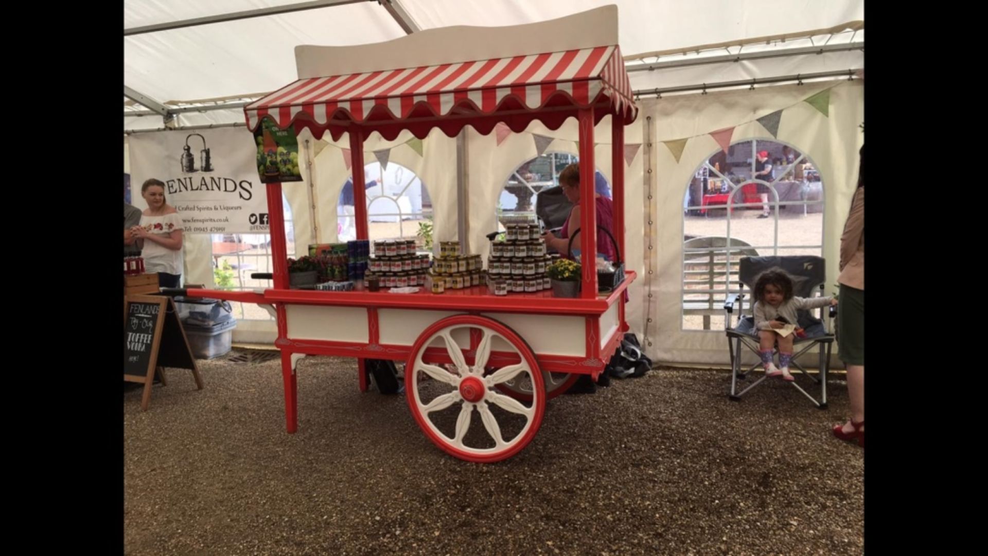 Vintage Market Stall - London Cart - Image 3 of 6