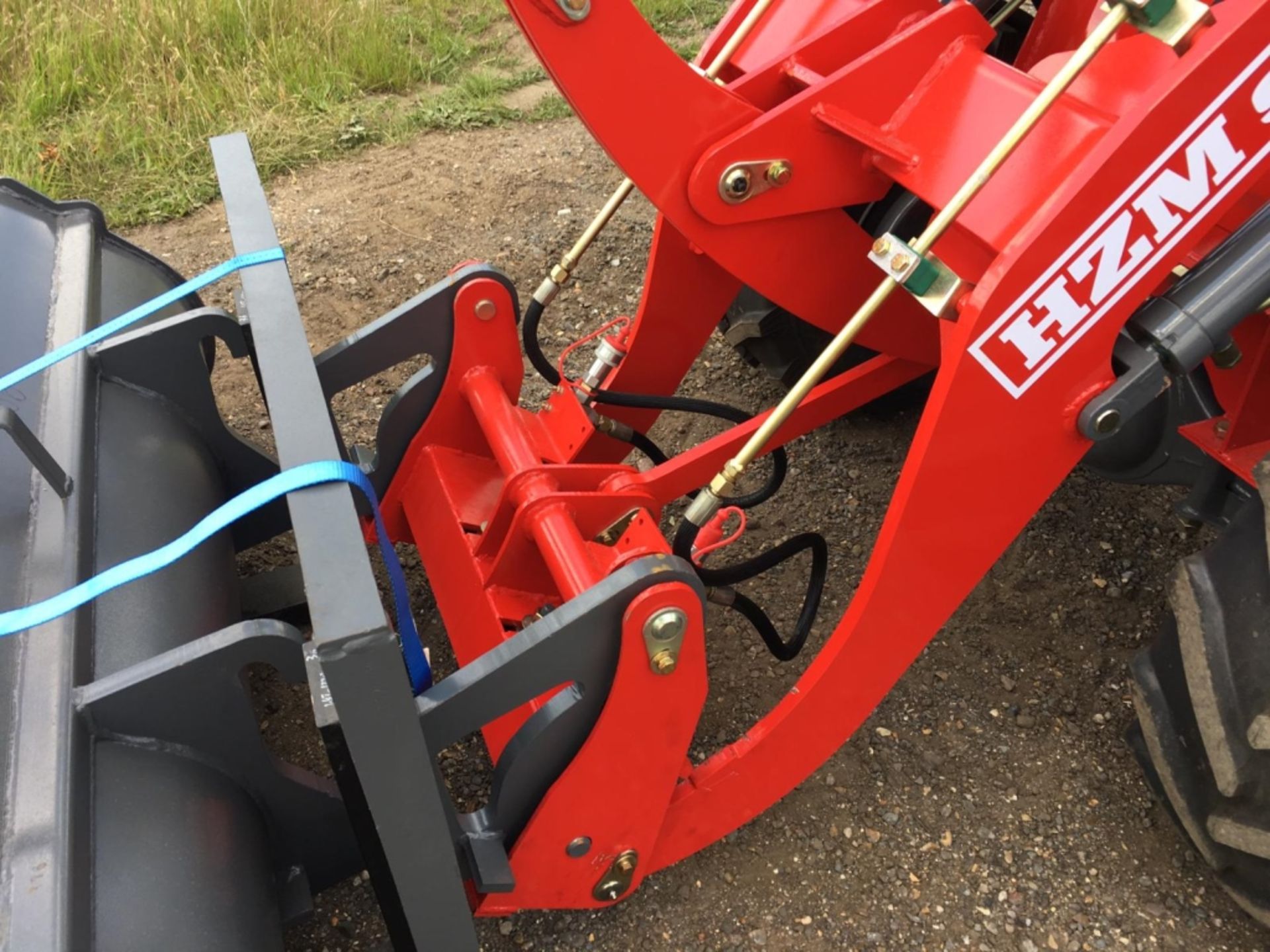 2019 Brand New mini Loading Shovel - Image 5 of 18