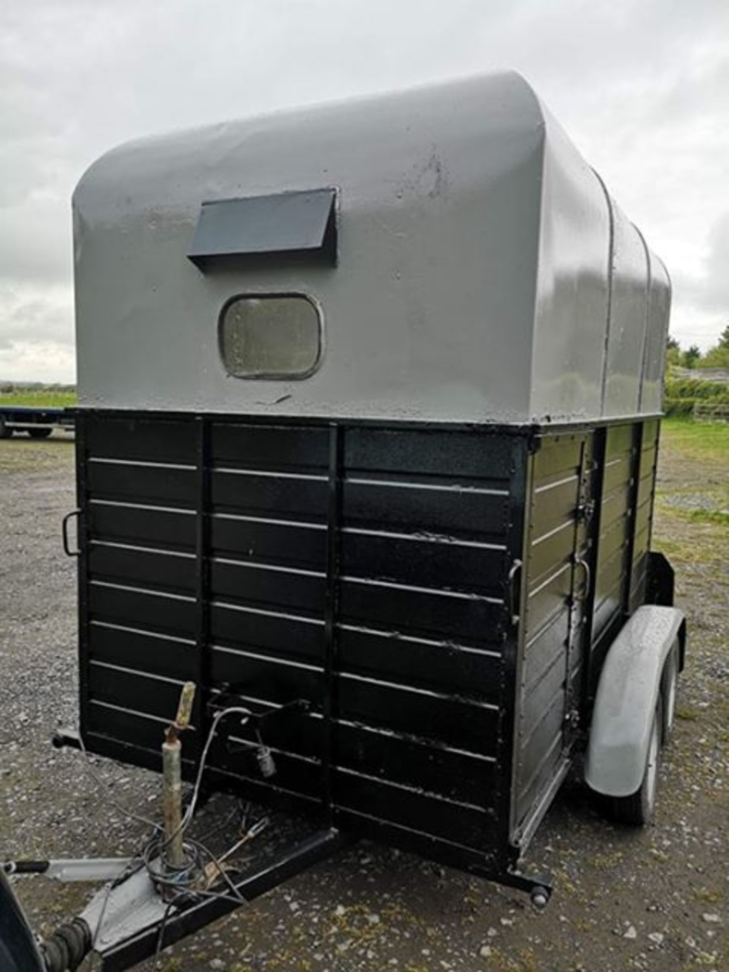 Bailey Horse Trailer - Image 2 of 7