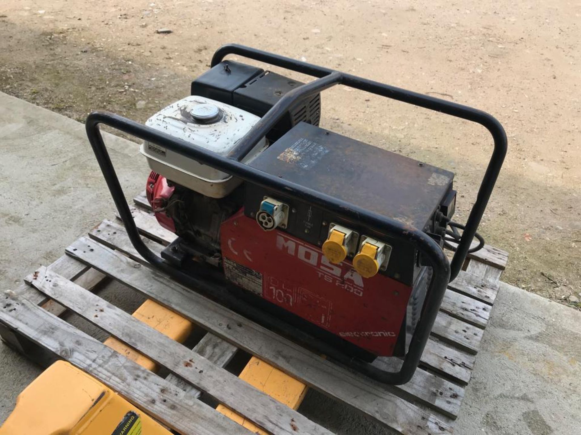 Mosa Petrol welder-generator mobile Welder - Image 4 of 5