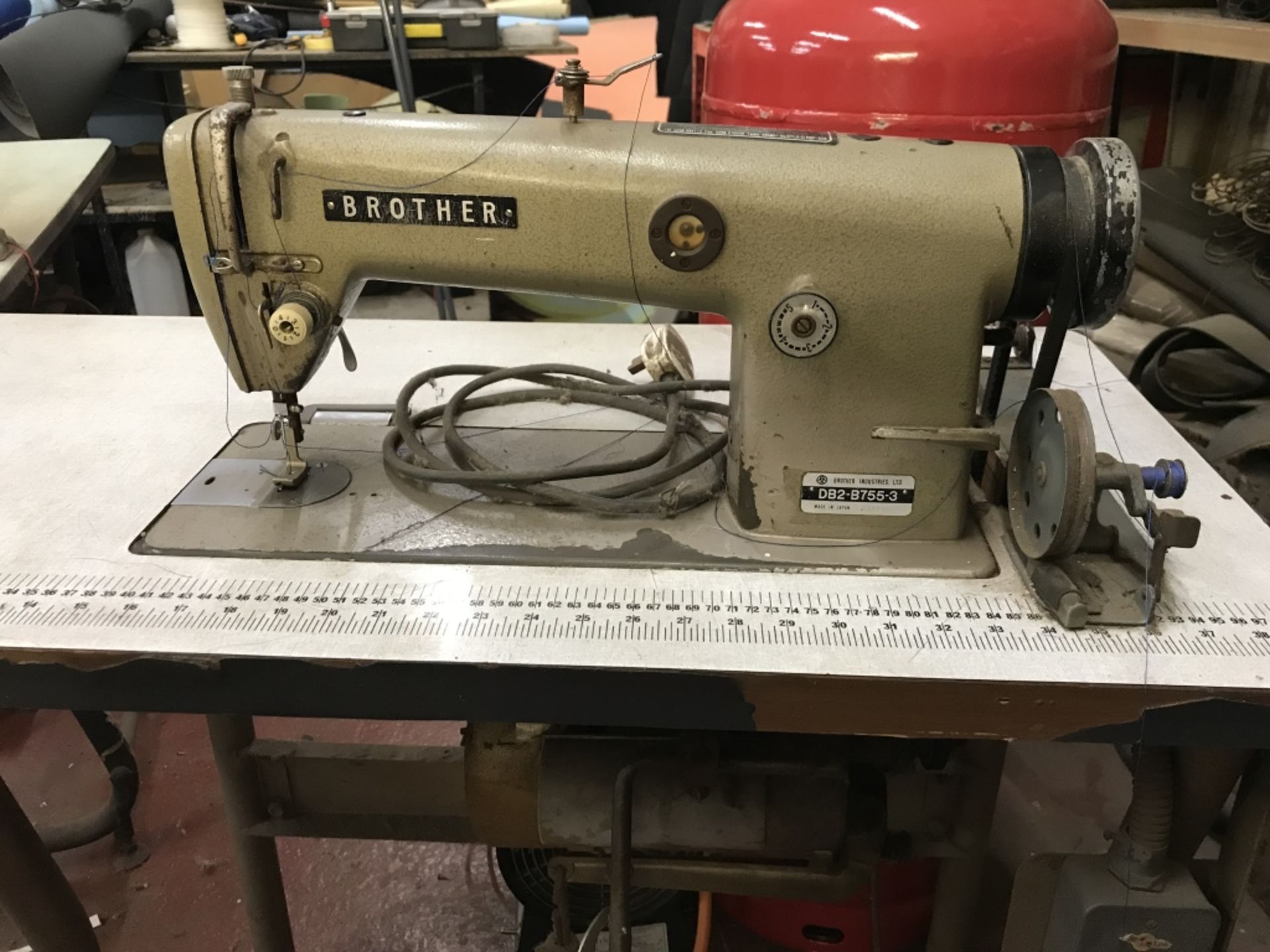 Brother DB2 industrial Sewing Machine