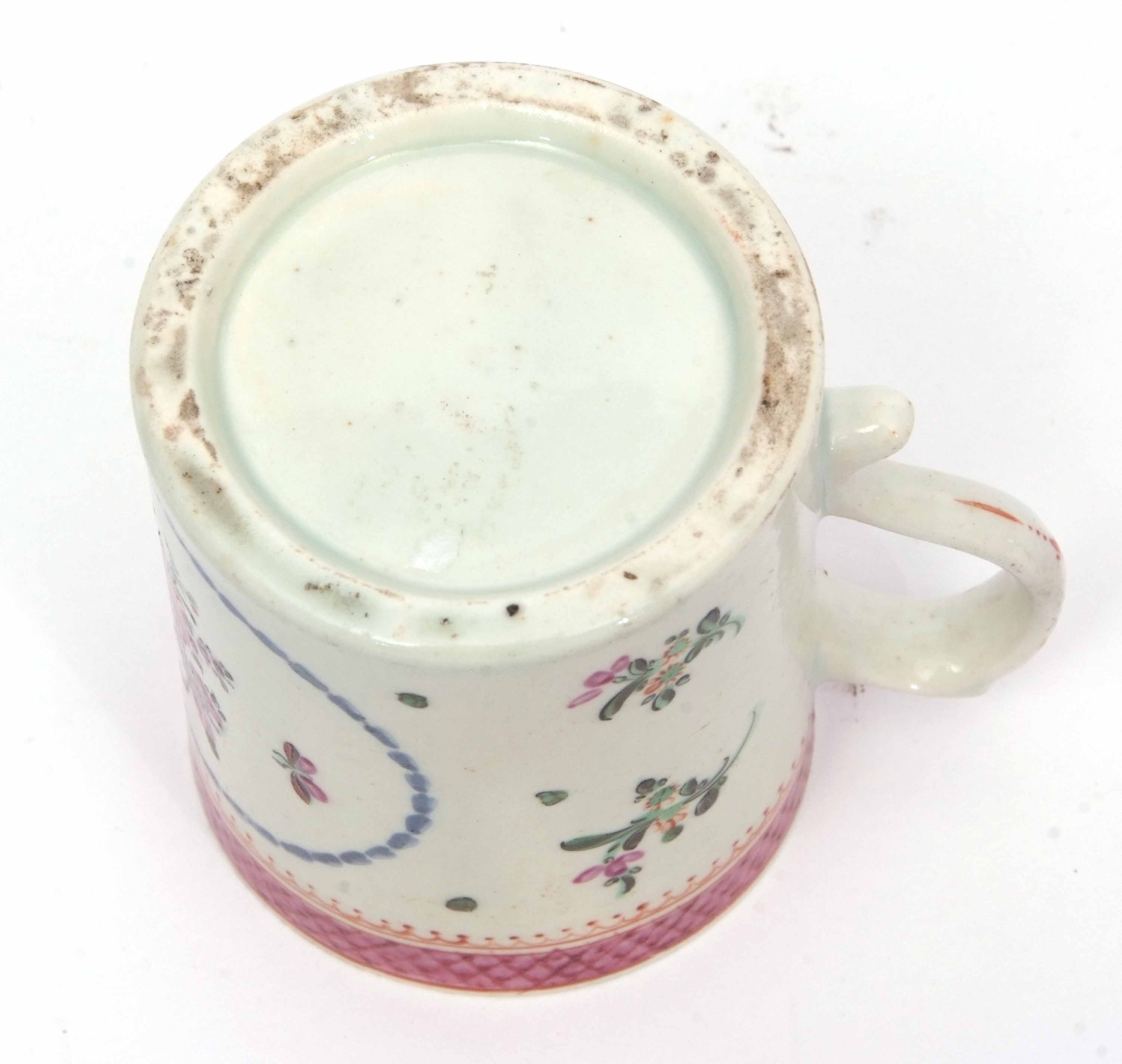 Lowestoft small polychrome mug with pip handle, the centre with a floral spray within a blue - Image 5 of 5