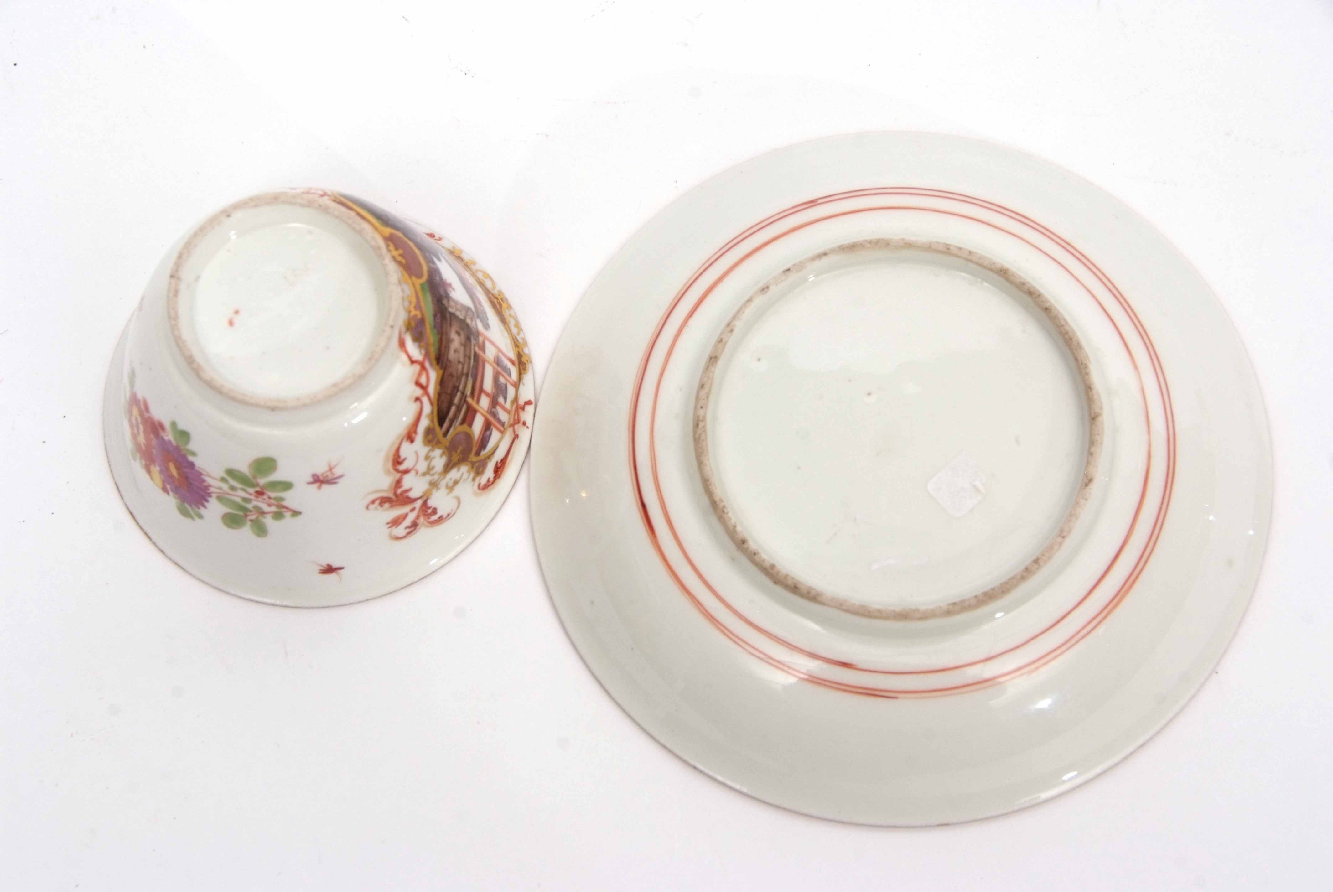 Bottger Meissen tea bowl circa 1730 with an oval cartouche of a blackamoor with a tray of fruit, - Image 3 of 3