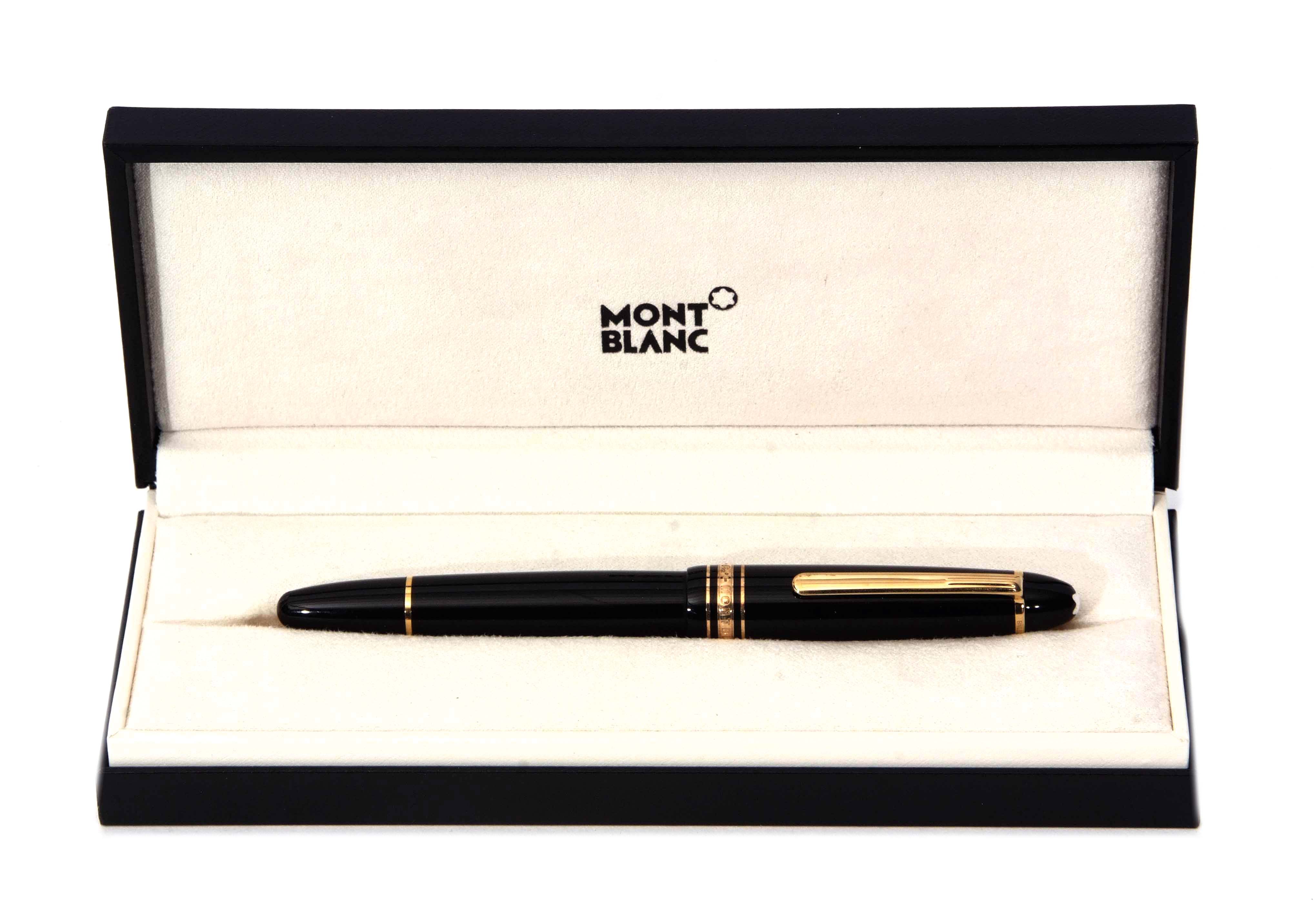Late 20th century cased fountain pen, Mont Blanc, 4810, of typical cylindrical form with screw