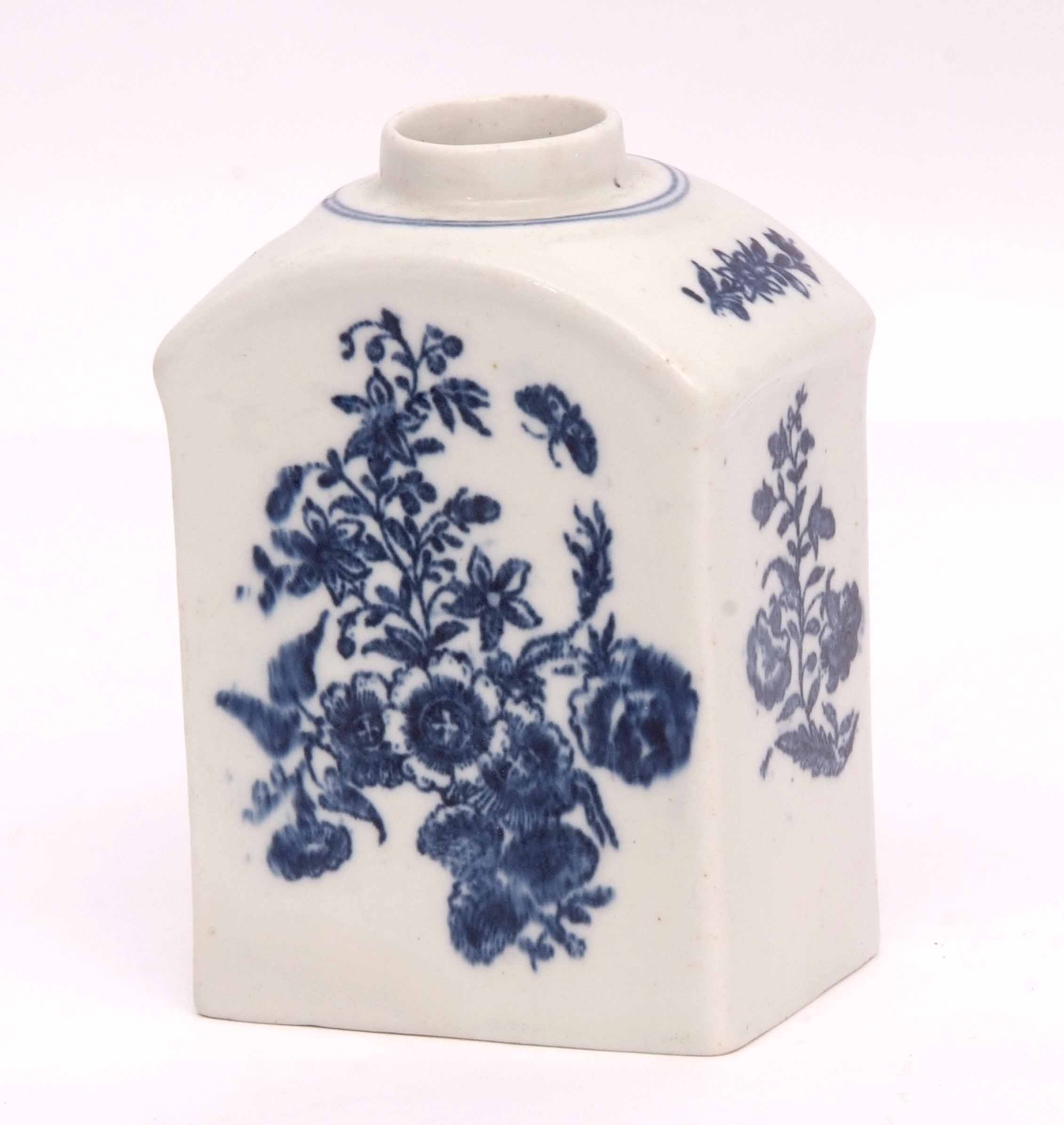 Lowestoft tea caddy decorated with prints of floral sprays after Worcester, 10cm high - Image 4 of 6