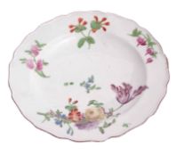 Chelsea brown anchor plate decorated with floral sprays, 21cm diam