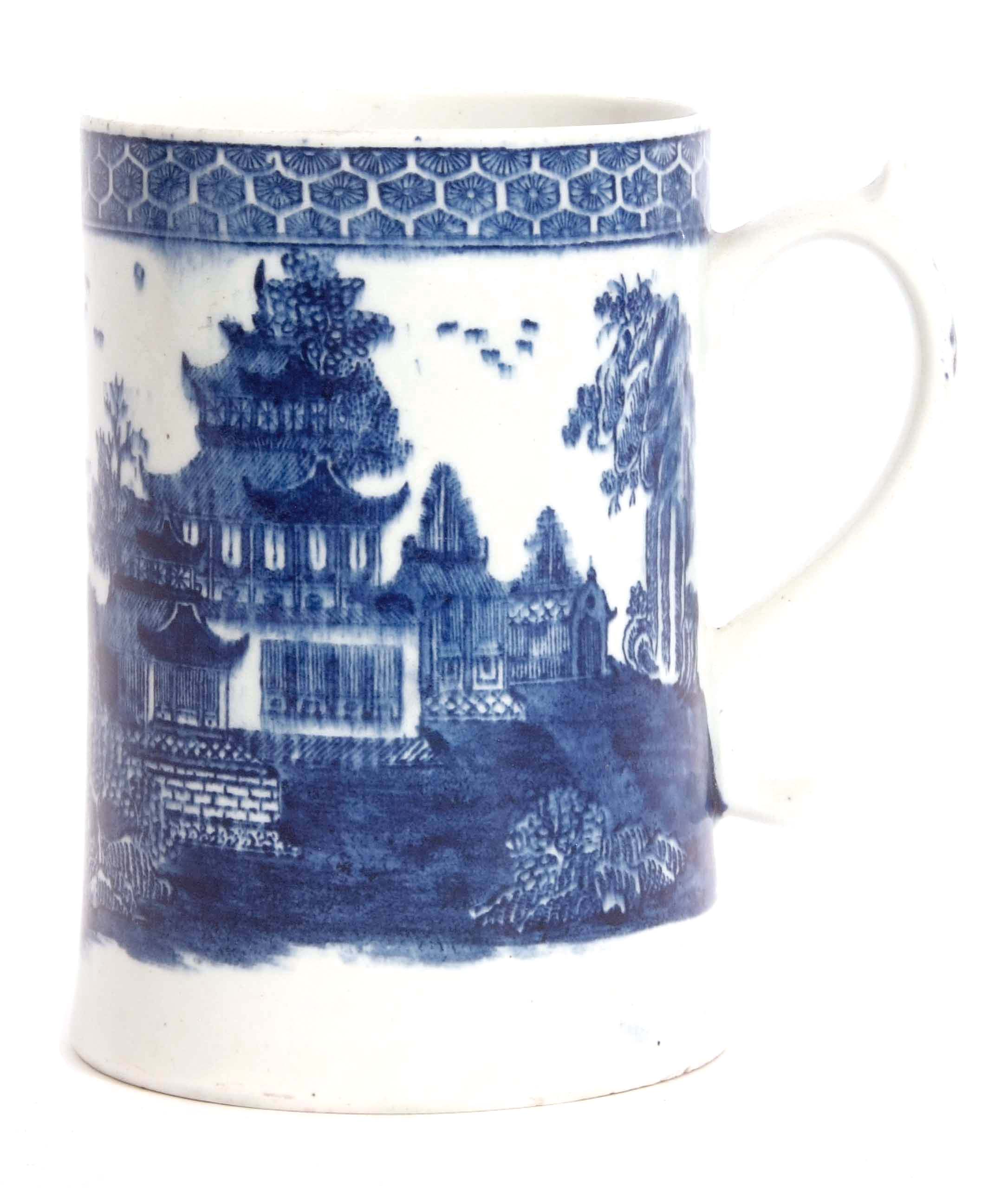 Impressive large Lowestoft tankard, circa 1780, printed in underglaze blue with the so-called temple