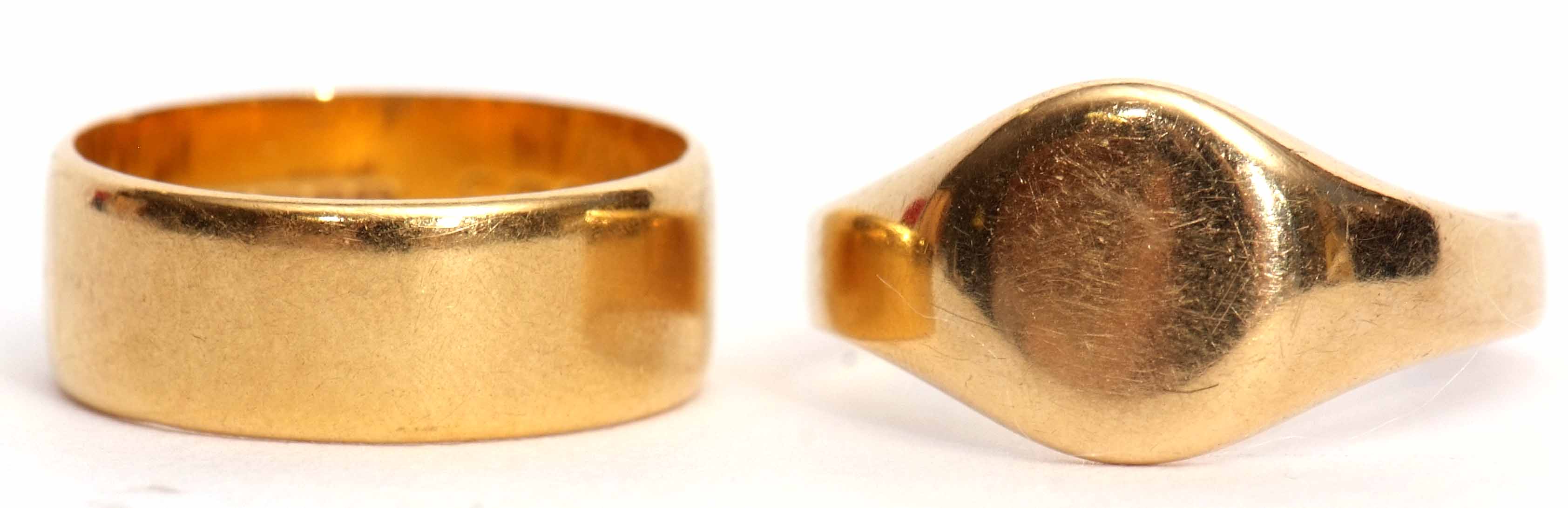 Mixed Lot: 22ct gold wedding ring, Birmingham 1971, 5.4gms, size M/N, together with a plain polished