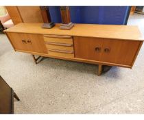 RETRO G-PLAN TYPE LARGE SIDEBOARD FITTED CENTRALLY WITH THREE DRAWERS FLANKED EITHER SIDE BY TWO