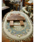 CHINESE THICK PILE OVAL WOOL CARPET WITH FLORAL BORDERS TOGETHER WITH A FURTHER HARDWOOD LATTICE TOP