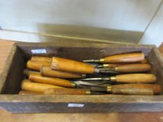 Box: qty boxwood handled Carpenters Chisels