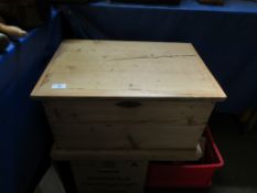 Pine Lidget storage box or chest