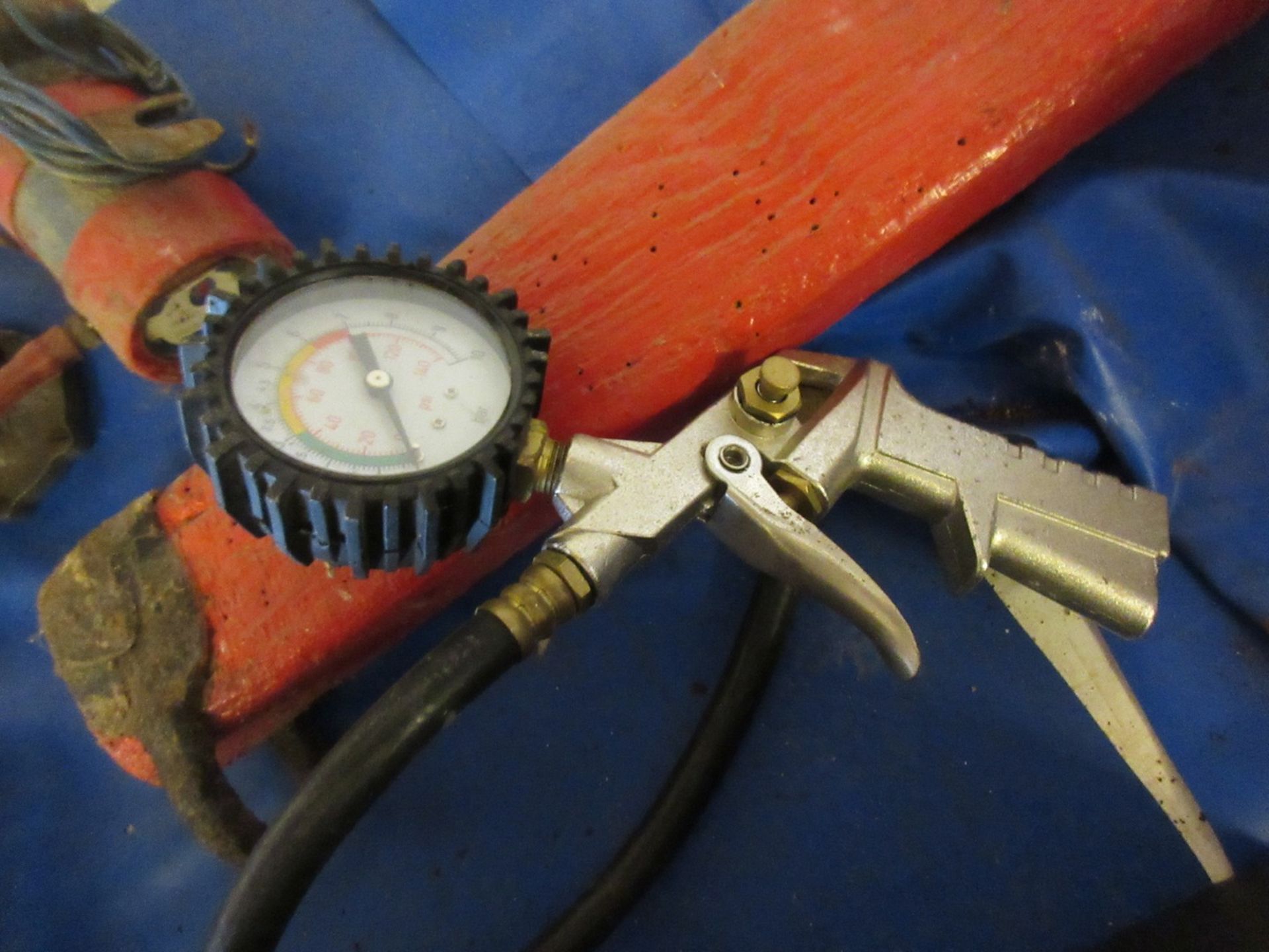 Air pressure gauge