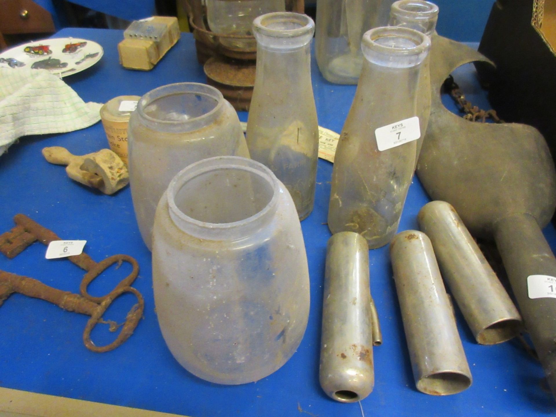 Quantity of various local interest milk bottles including Payne of Mundesley and Seaman of