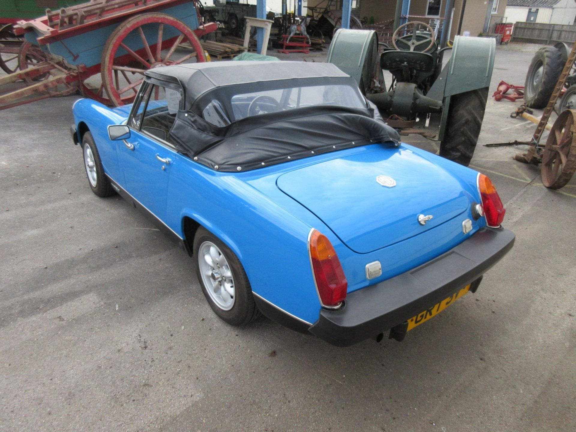 1979 MG Midget 1500 Car, 55000 miles from new, MOT until April 2020, walnut dash and steering wheel - Image 5 of 5