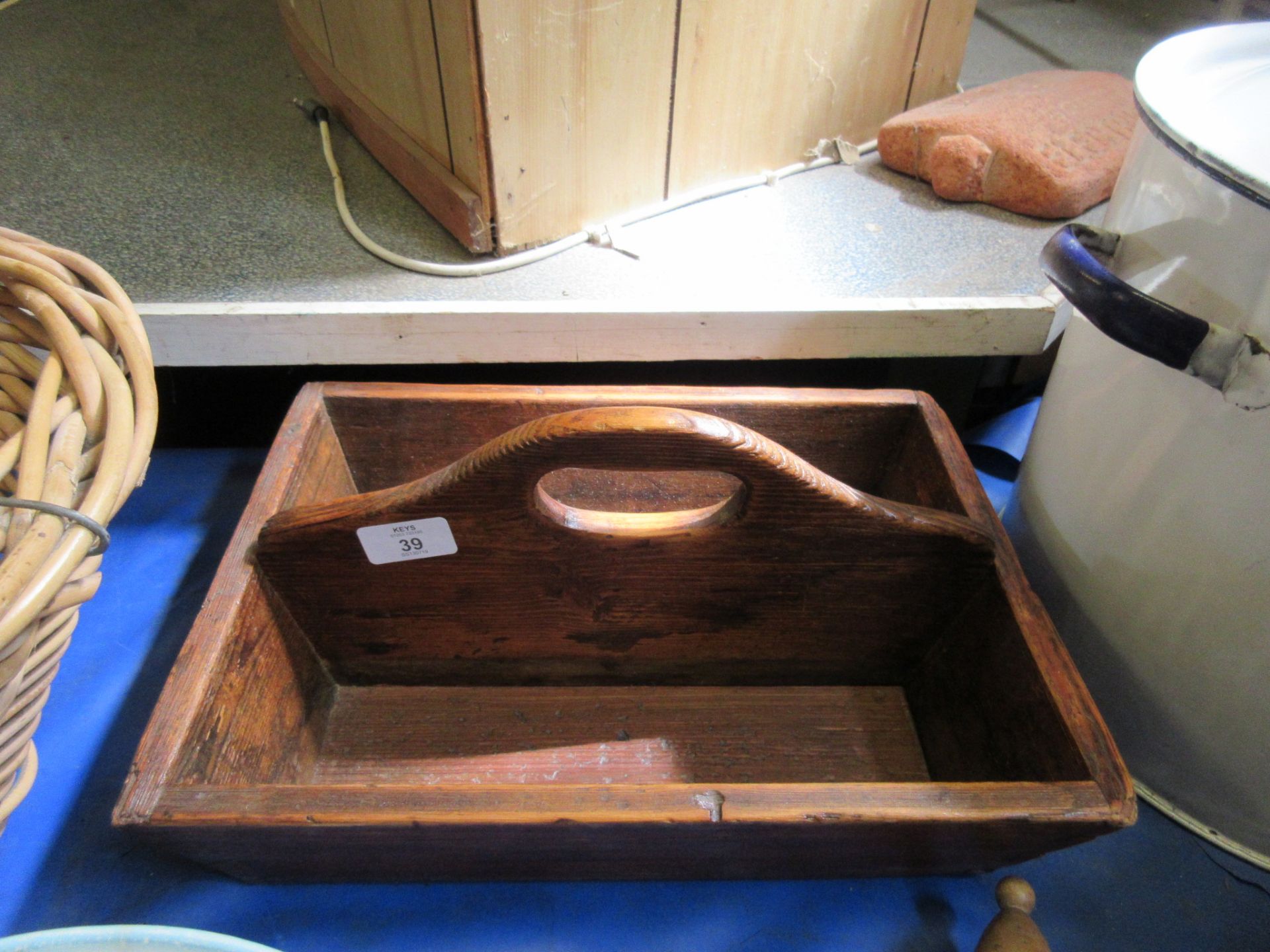 Wooden cutlery tray