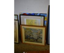 GROUP CONTAINING MIXED PRINTS, PICTURES ETC