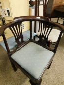 19TH CENTURY MAHOGANY CORNER CHAIR WITH SPLAT BACK AND DROP IN SEAT WITH PAD FRONT LEGS