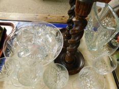 TRAY CONTAINING MIXED GLASS WARES, WINE GLASSES, BARLEY TWIST OAK CANDLESTICKS ETC