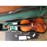 GOOD QUALITY CASED MODERN VIOLIN