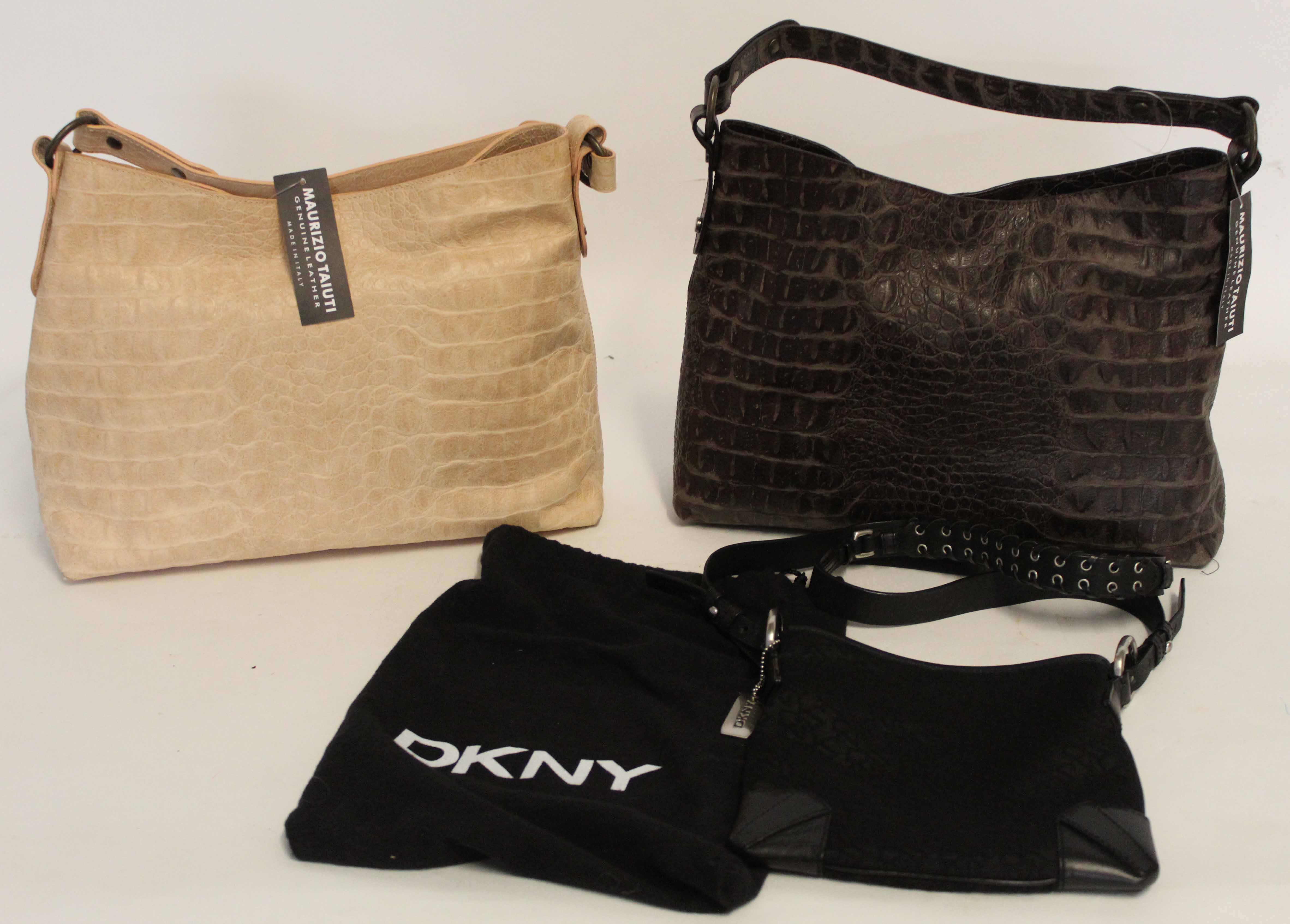 Group of three designer handbags by Maurizio Taiuti, 40cm x 28cm and 38cm x 28cm, DKNY 22cm x - Bild 2 aus 2