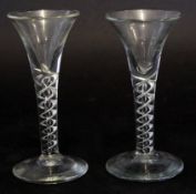 Pair of air twist wine glasses, 16cm high