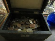 TUB CONTAINING MIXED COINAGE, TOGETHER WITH A FURTHER LEATHER JEWEL BOX OF COINAGE