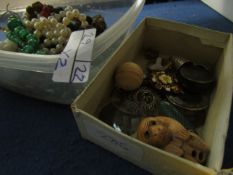 BOX CONTAINING MIXED COSTUME JEWELLERY, NECKLACES ETC, TOGETHER WITH A RESIN NETSUKE, GOLD PLATED