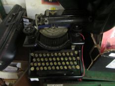 WOODSTOCK TYPEWRITER