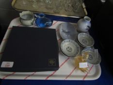 TRAY CONTAINING ORIENTAL DISHES, A COPENHAGEN DISH AND VASE (A/F)