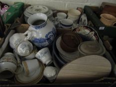 TWO BOXES OF MIXED CHINA WARES TO INCLUDE A MODERN SPODE ITALIAN BOWL, FURTHER COPELAND PLATES