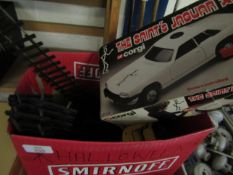 BOX CONTAINING A BOXED CORGI ALL SAINTS JAGUAR XJS, TOGETHER WITH ASSORTED RAILWAY ROLLING STOCK ETC