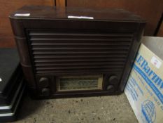 MID-20TH CENTURY BAKELITE CASED RADIO, RADIO RENTALS, AC MAINS ONLY, MODEL 68, THE RECTANGULAR